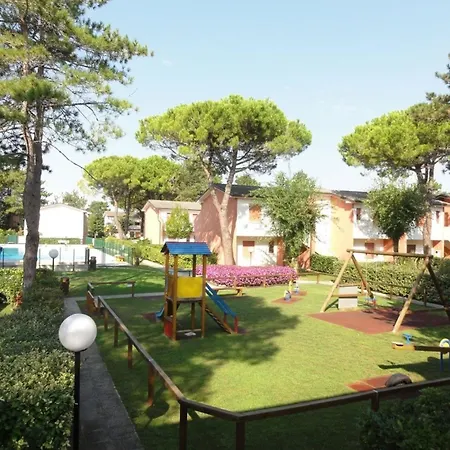 House With Garden And Pool Access *